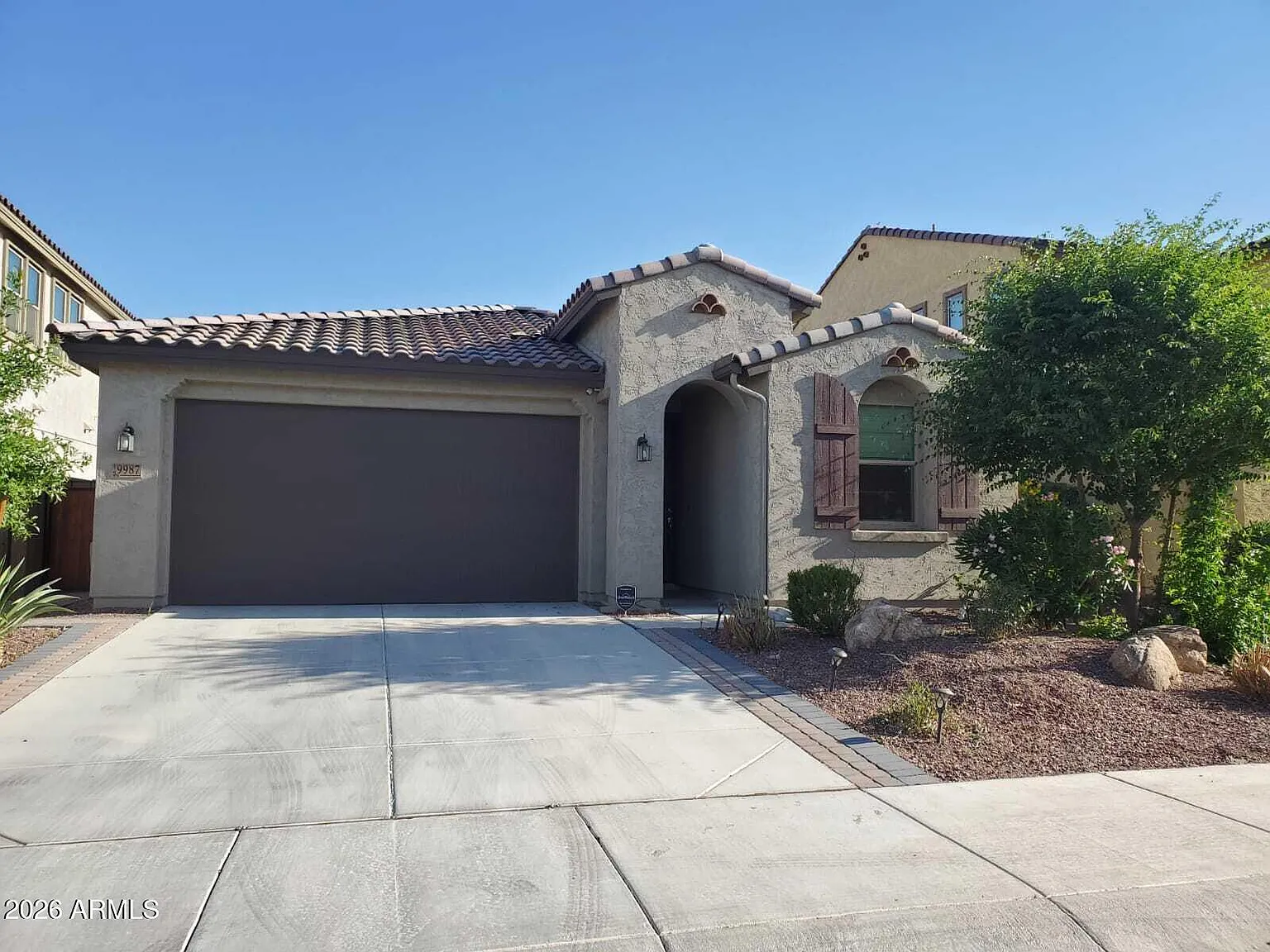 3 bed, 2.0 bath, 1898 sqft, $2,595 — Photo 2
