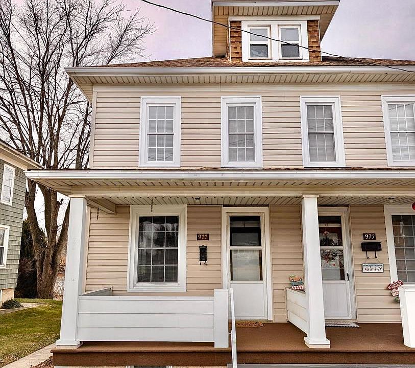 1st image of 977 Baltimore St