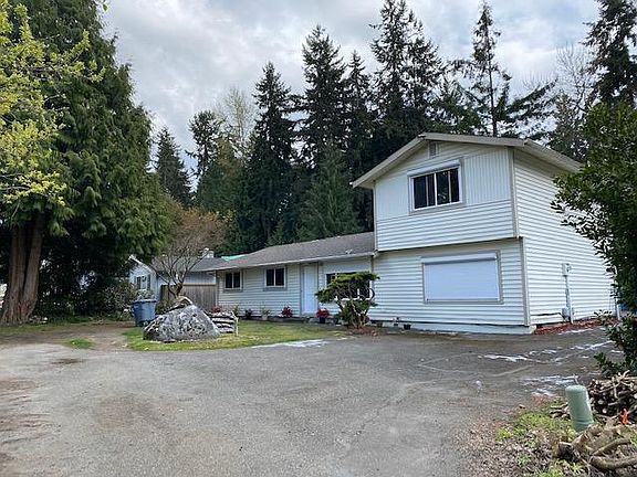 3rd image of 3021 Alderbrook Ct S