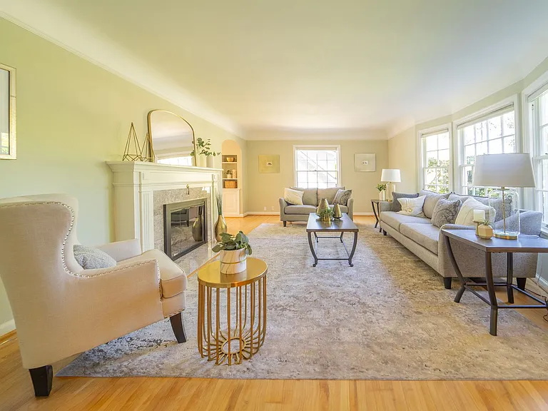 2840 SW Fern St — Photo 5