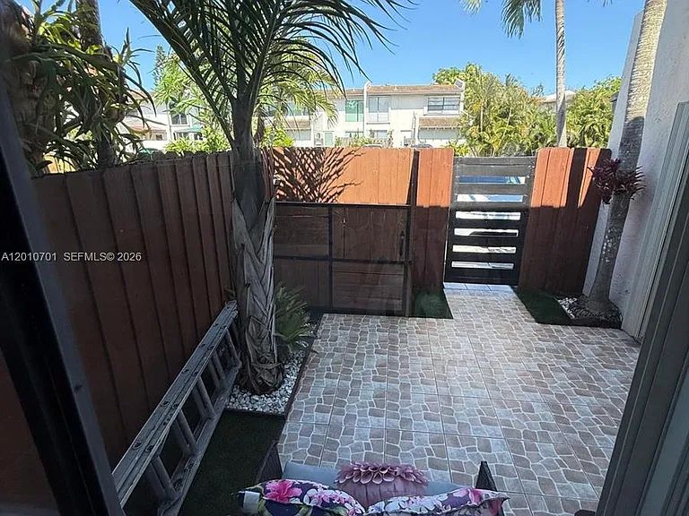 6524 SW 114th Ave #6524 — Photo 4