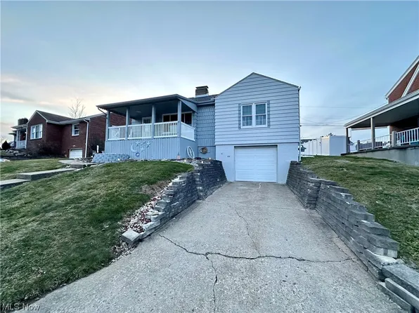 331 Scenic Dr, Steubenville, OH 43953