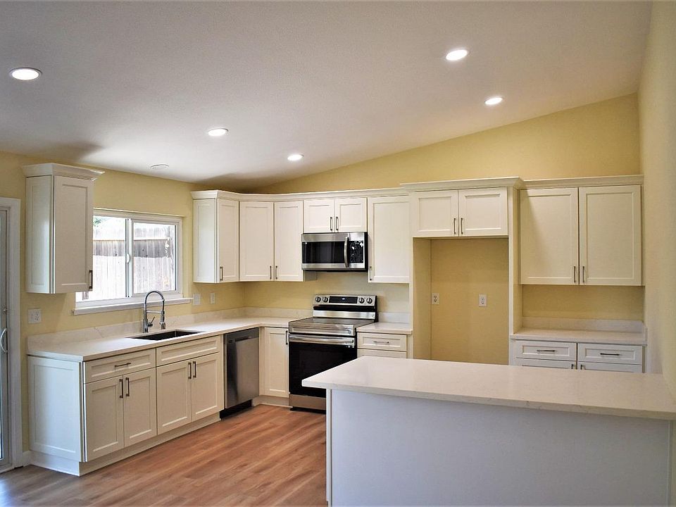 1st image of 196 Randall Avenue