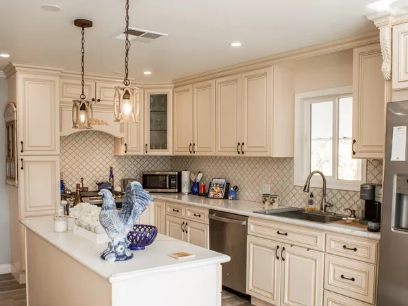 23777 Mulholland Hwy Space 73, Calabasas, CA 91302