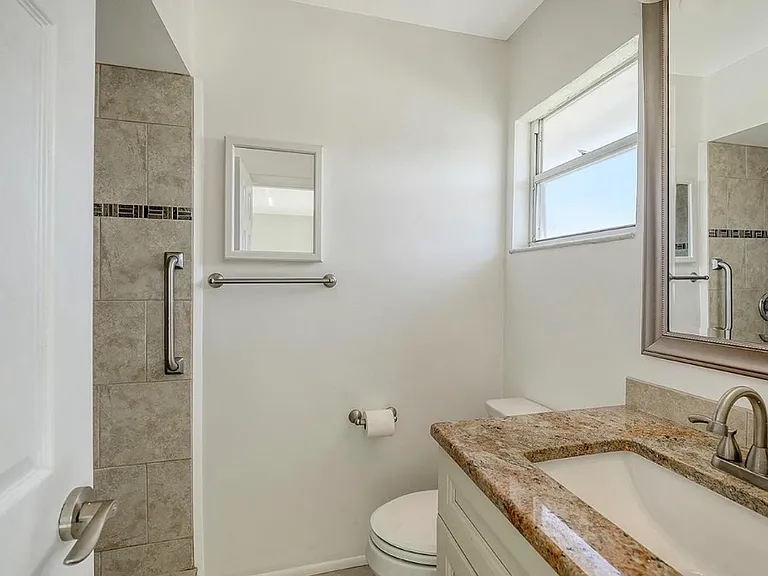 2603 Riverbluff Pkwy #141 — Photo 16