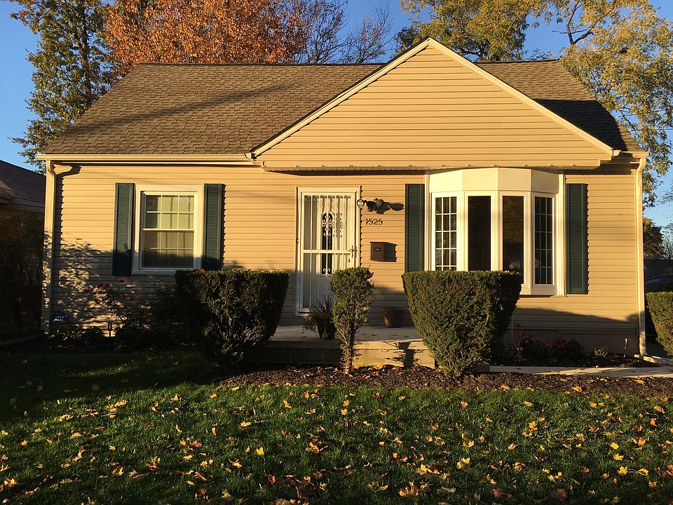 1st image of 1525 Multnoma Ave