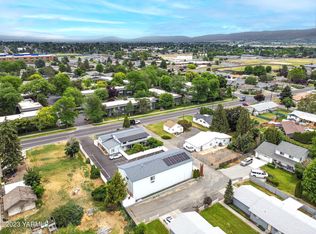 702 S 48th Ave, Yakima, WA 98908
