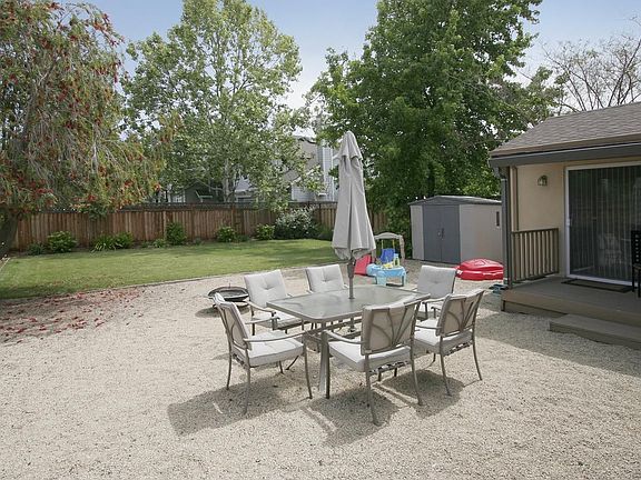 5th image of 1347 Sierra St