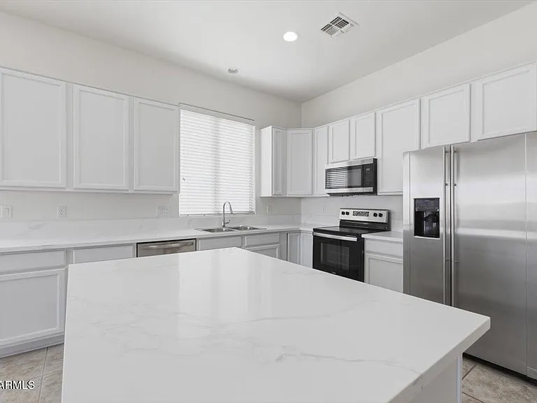 3410 W Alicia Dr — Photo 10