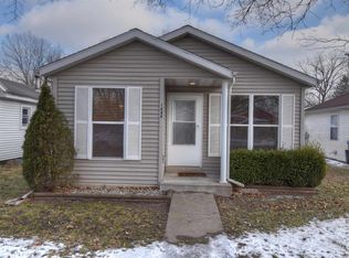 1006 S 12th St, Goshen, IN 46526