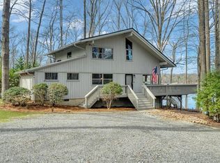 3184 Lake Ranch Dr, Gainesville, GA 30506