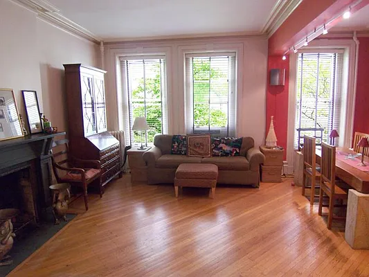 Sold by Sotheby's International Realty | media 10