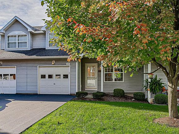 3rd image of 1285 Courtney Dr
