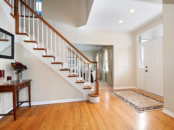2nd image of 39W660 Benton Ln