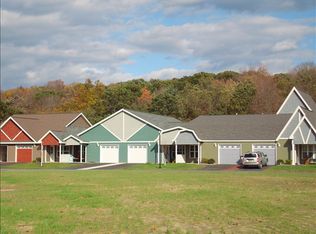 2 Antwerp Dr APT 4, Castleton On Hudson, NY 12033