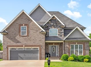 2831 Chatfield Dr, Clarksville, TN 37043