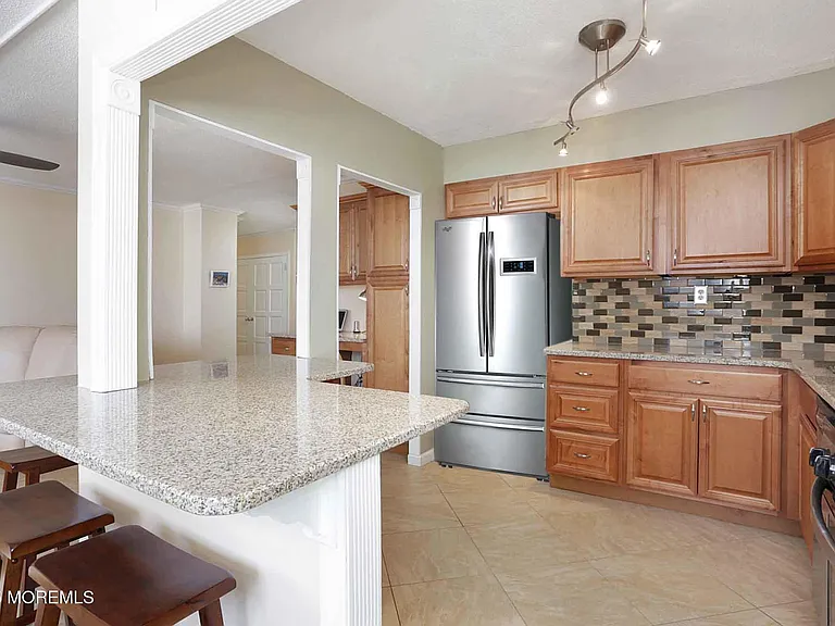 675 Ocean Ave #3F — Photo 4