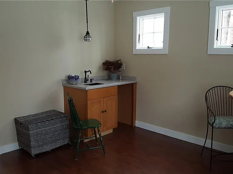 92 Fales Ave — Photo 6