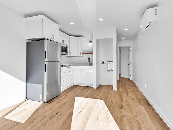 Living room/Kitchen
