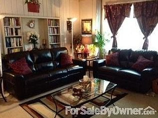 2nd image of 906 20th St