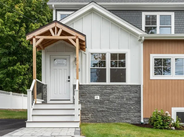58 Neillian St #58, Bedford, MA 01730