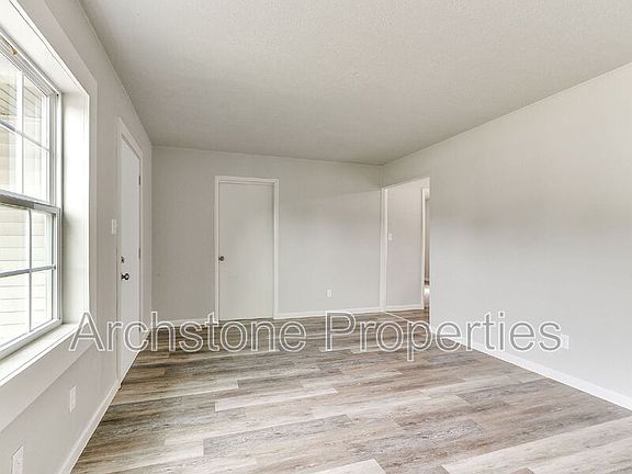 5th image of 2312 Mustang St