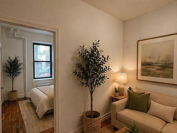 3rd image of 324 E 66th St APT 3