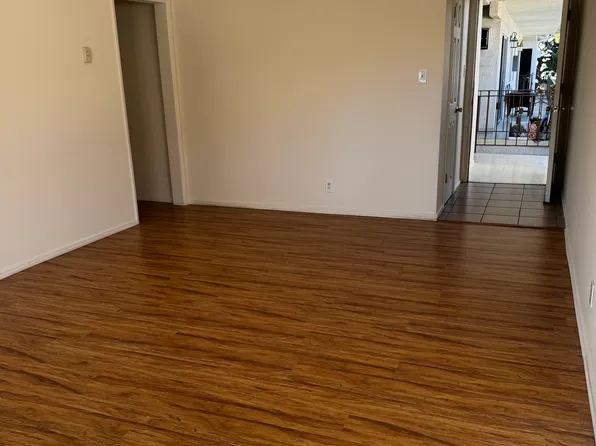 428 E Cypress Ave #H, Burbank, CA 91501