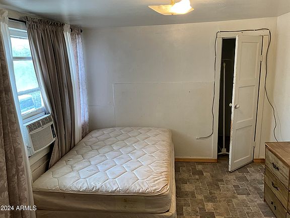 5th image of 289 N NEARY Avenue