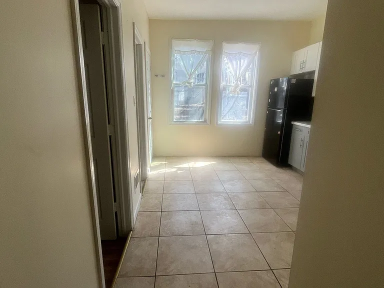 746 S 16th St #1 — Photo 2