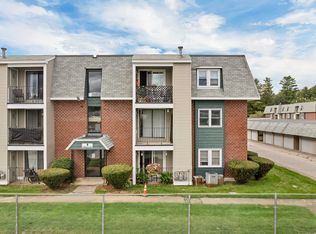 3 Roedean Dr APT 207, Nashua, NH 03063