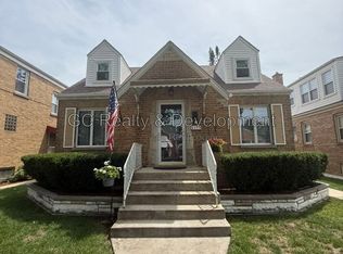 6953 W Summerdale Ave, Chicago, IL 60656