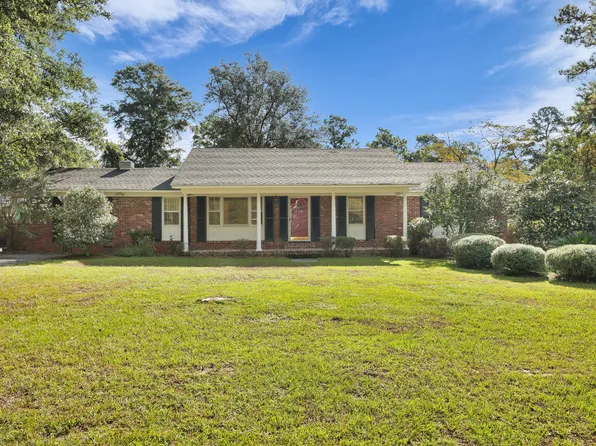 208 George St, Walterboro, SC 29488