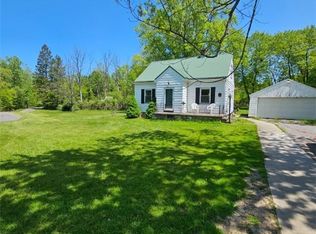 5879 Berg Rd, Buffalo, NY 14218