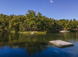 2106 E Barwell Lake Rd, Carlock, IL 61725