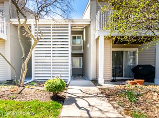 46 N Park Ave APT 7, Lombard, IL