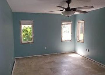 4th image of 4550 Ascot Cir