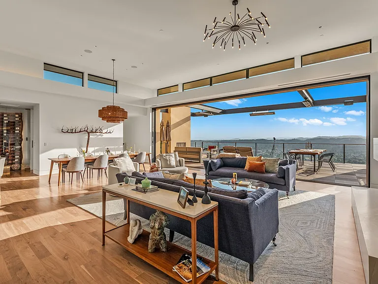 663 Montecito Blvd — Photo 41