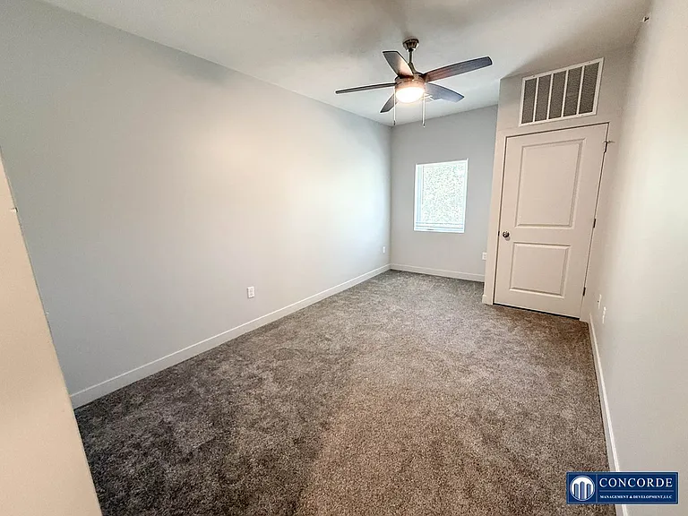 2400 Q St — Photo 10