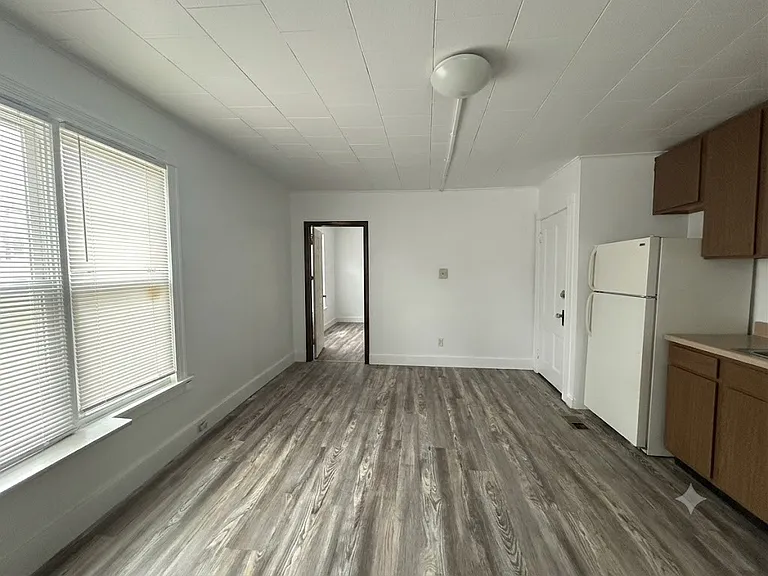 234 Grand Ave #4 — Photo 8