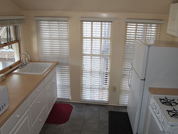 4th image of 512 Main Ave Ste 1