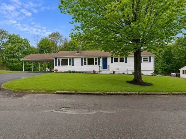 27 Mary Lou St, Methuen, MA 01844