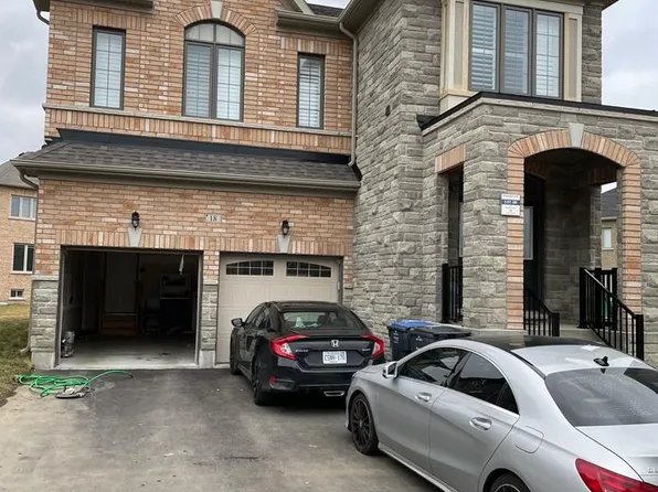 18 Bachelor St, Brampton, ON L7A 5A9