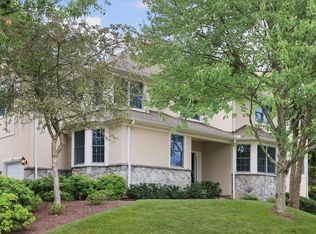 24 Hadley Ct, Basking Ridge, NJ 07920