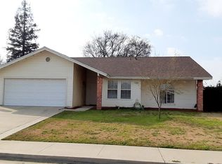 1105 Post St, Sanger, CA 93657