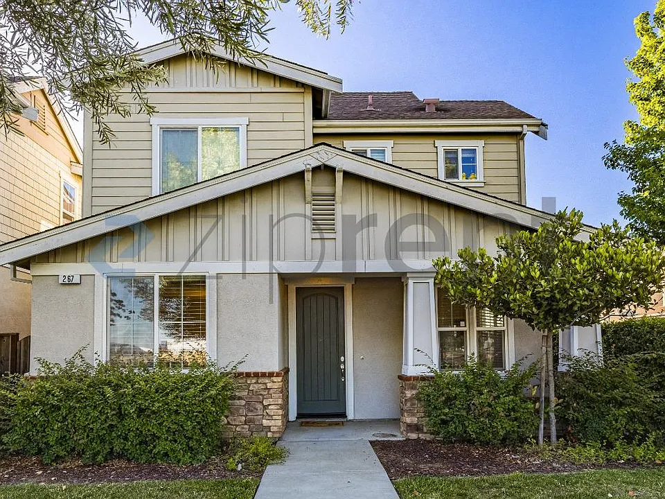 267 Jarvis Dr