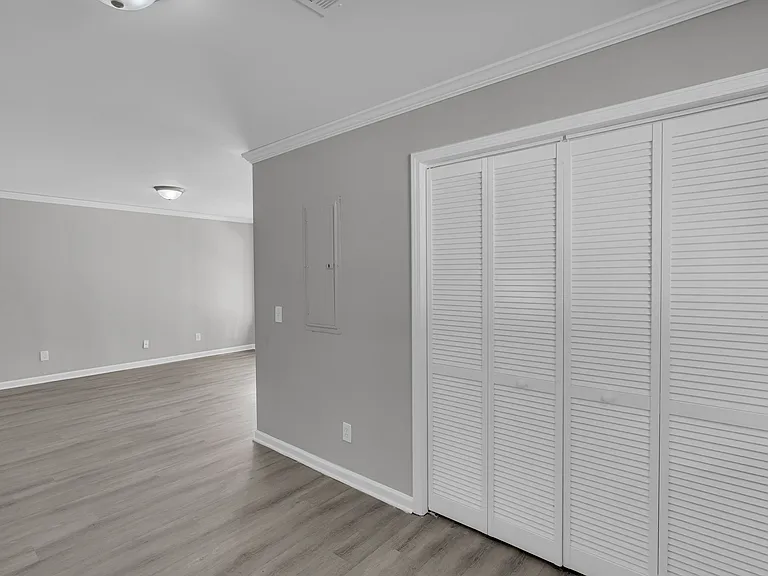 1040 Thomasville Estates Way SE — Photo 16