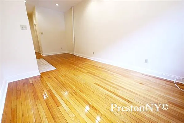 Rented by JM Preston Properties LLC | media 27