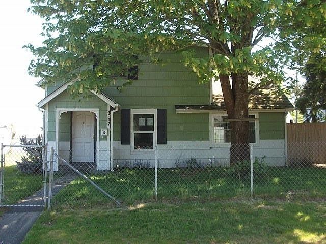 1st image of 4017 E J St