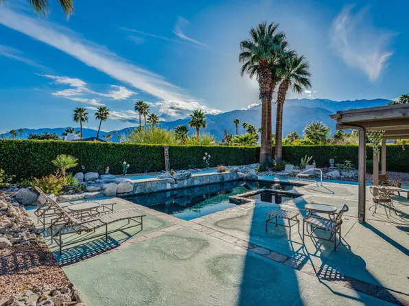 1105 E Louise Dr, Palm Springs, CA 92262